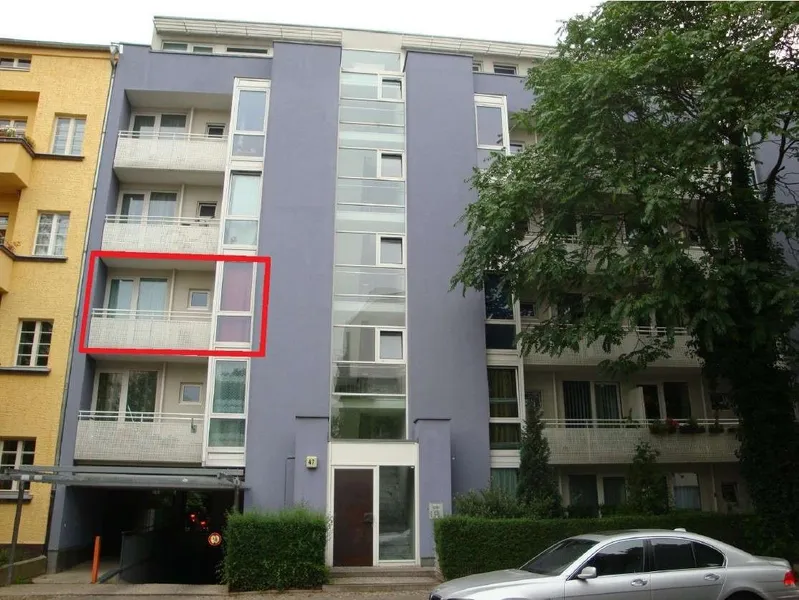 Sehr helle Wohnung mit 2 großen Balkonen — photo 1